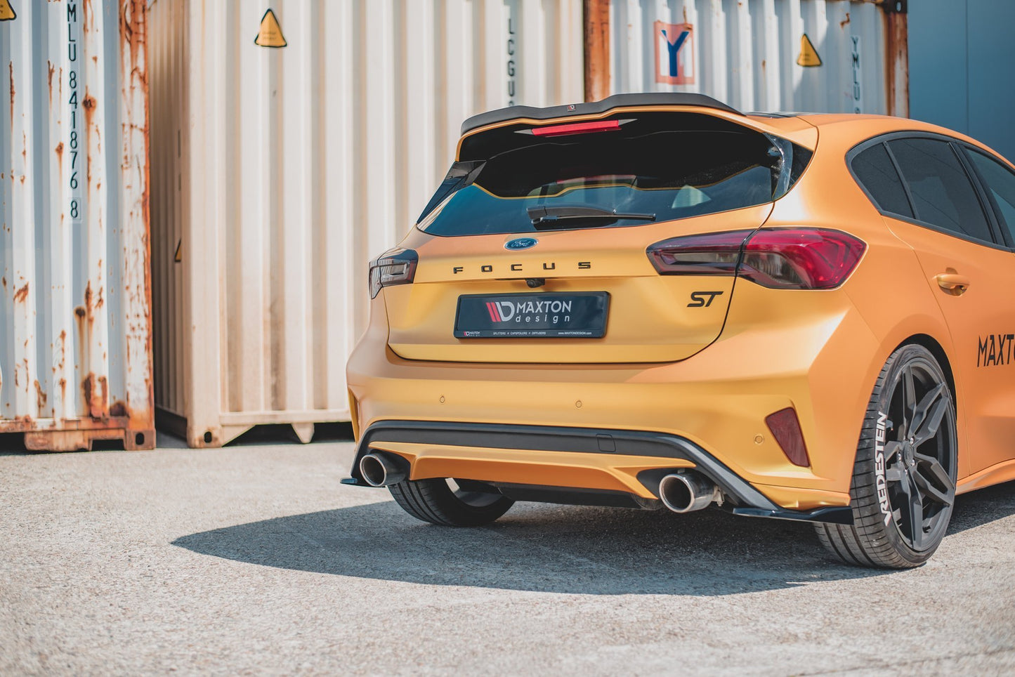 Heck Ansatz Flaps Diffusor V.2 für Ford Focus ST Mk4  Carbon Look