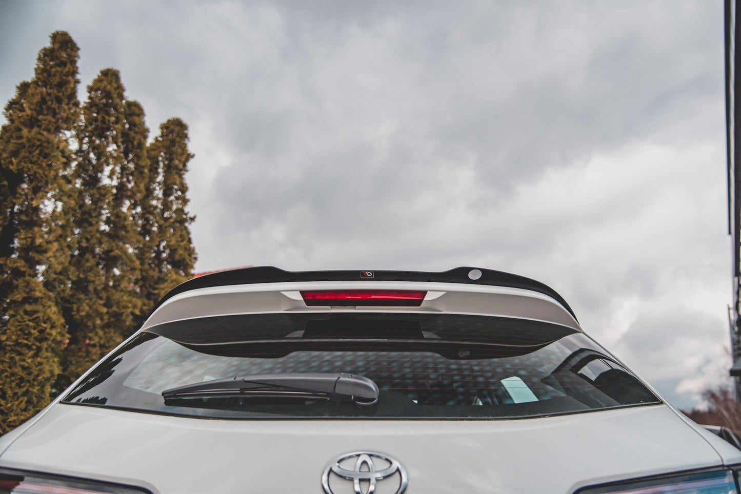 Spoiler CAP für Toyota Corolla XII Touring Sports Carbon Look