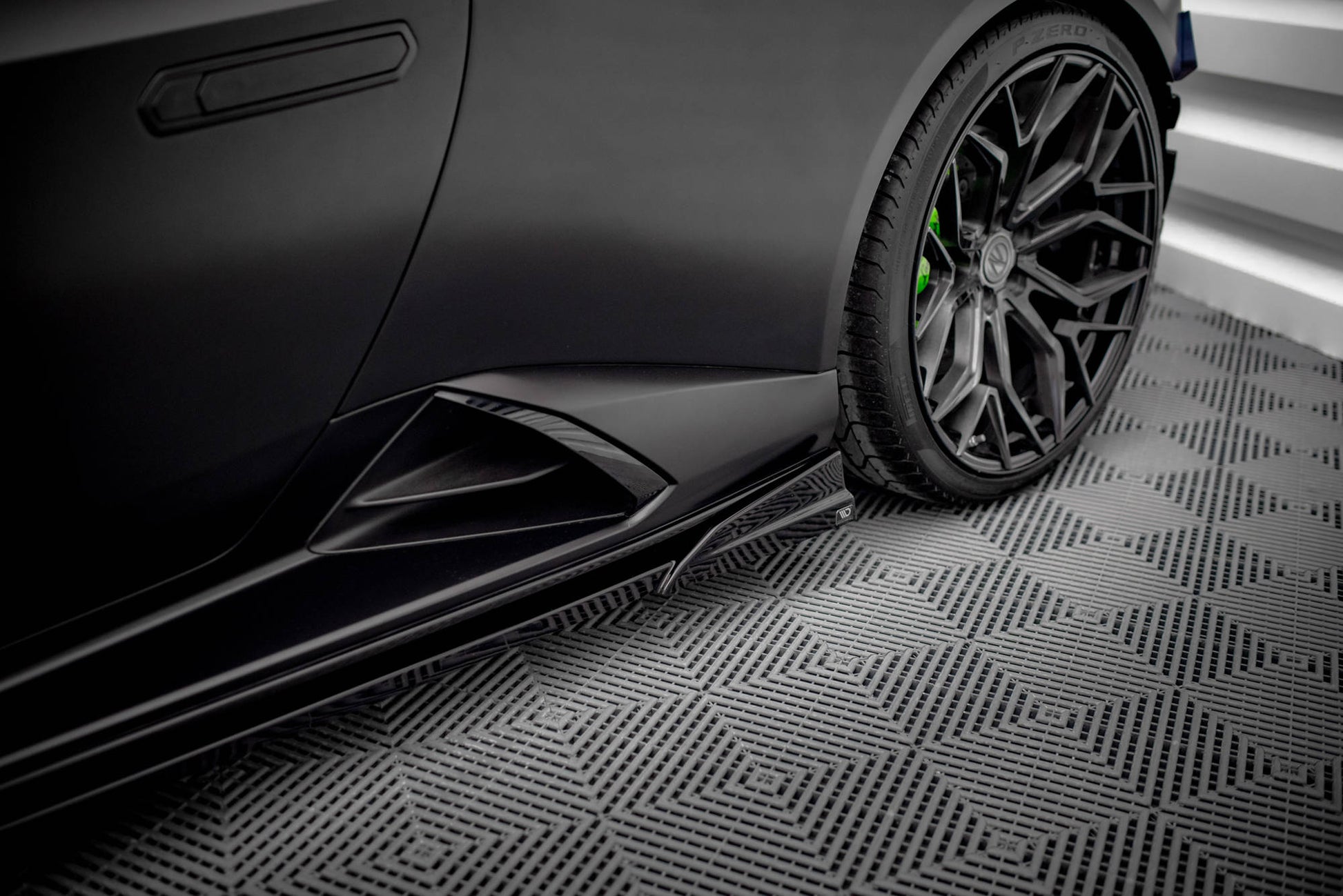 Seitenschweller Ansatz für Lamborghini Huracan EVO schwarz matt