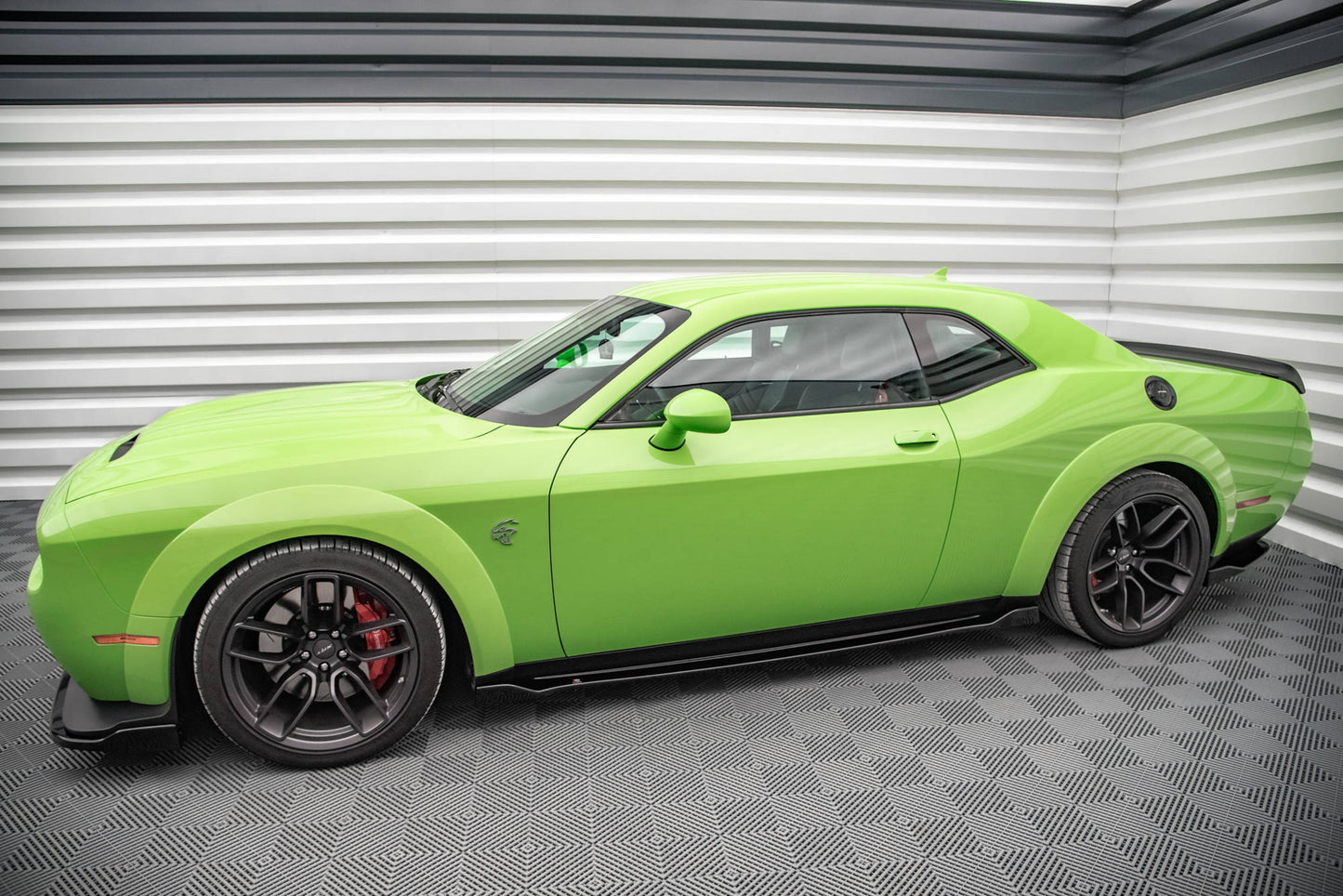 Seitenschweller Ansatz für Dodge Challenger SRT Hellcat Mk3 schwarz Hochglanz