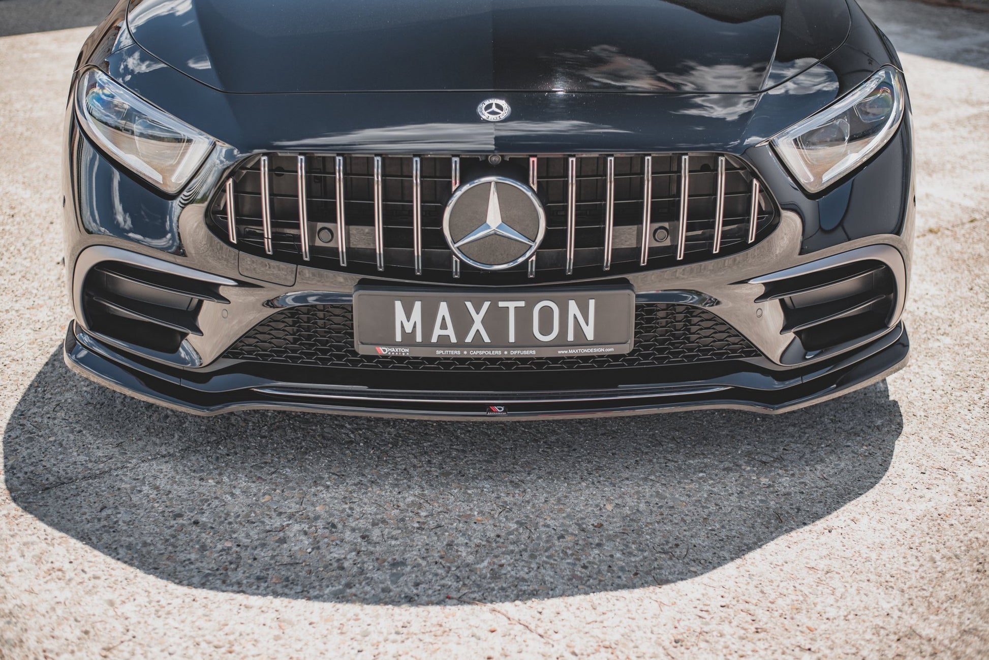 Front Ansatz V.3 für Mercedes-Benz CLS AMG-Line / 53AMG C257 Carbon Look