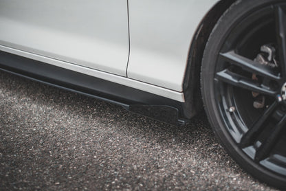 Robuste Racing Seitenschweller Ansatz für für V.2 + Flaps BMW 1er F20 M135i / M140i / M-Paket schwarz Hochglanz