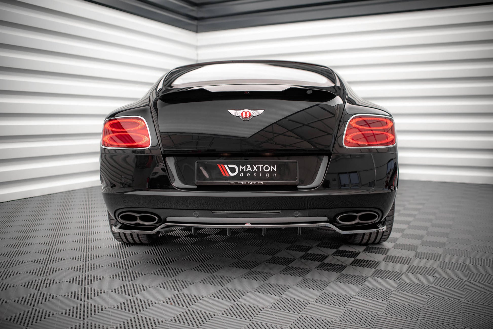 Mittlerer Diffusor Heck Ansatz DTM Look für Bentley Continental GT V8 S Mk2 schwarz Hochglanz
