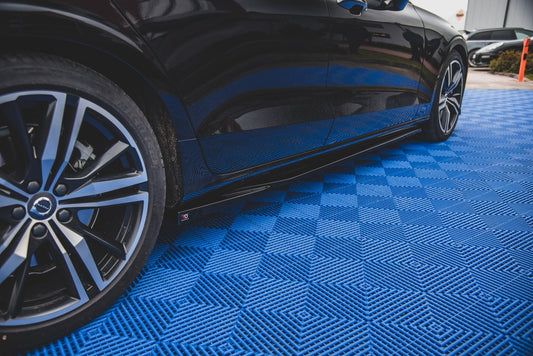 Seitenschweller Ansatz für V.1 für Volvo S60/V60 R-Design Mk3 Carbon Look