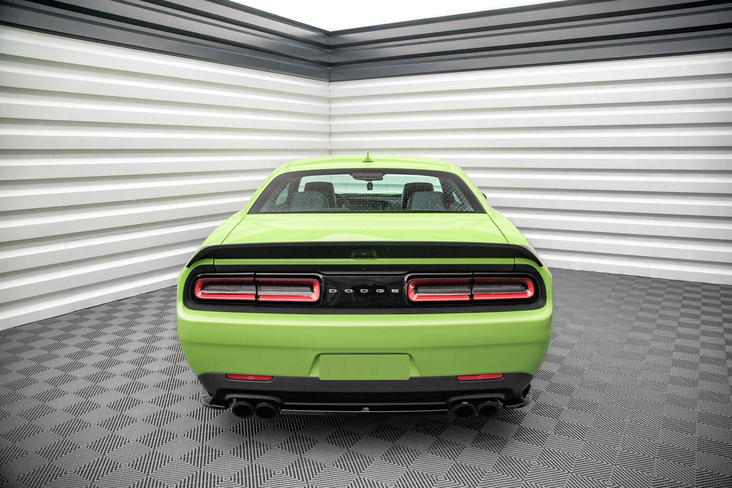 Mittlerer Diffusor Heck Ansatz für Dodge Challenger SRT Hellcat Mk3 Carbon Look