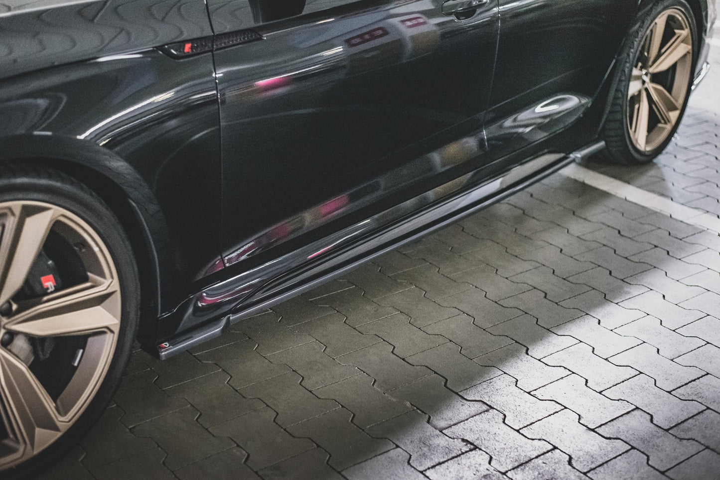 Seitenschweller Ansatz für Audi RS5 Sportback F5 Facelift Carbon Look