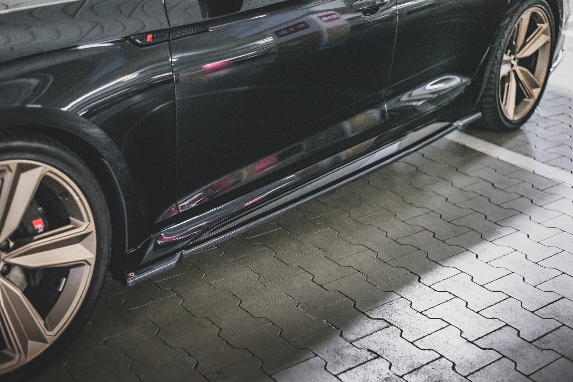 Seitenschweller Ansatz für Audi RS5 Sportback F5 Facelift Carbon Look