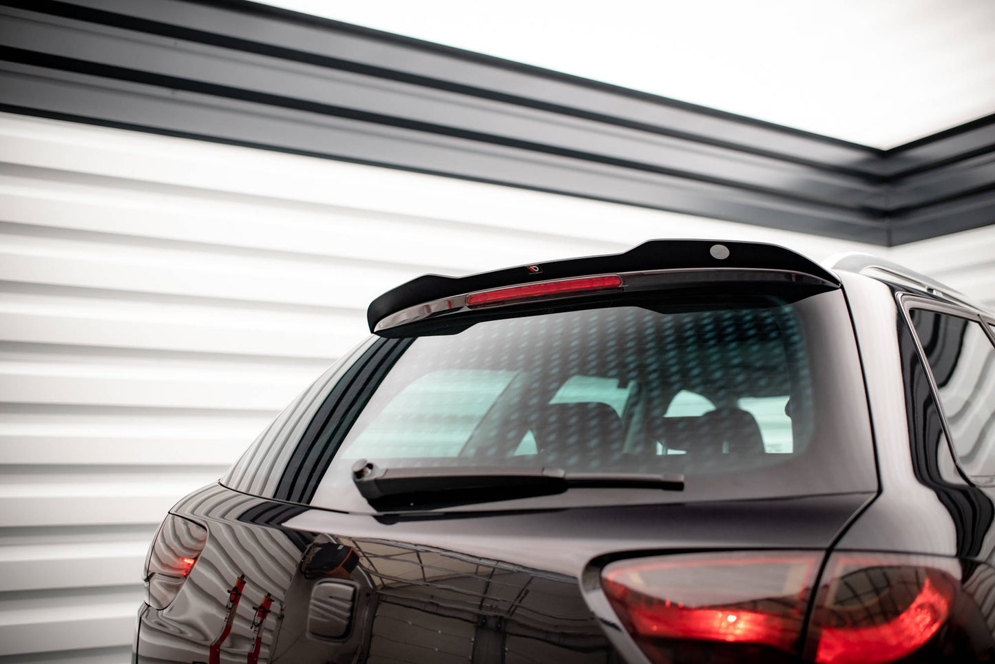 Spoiler CAP für Seat Exeo ST Carbon Look