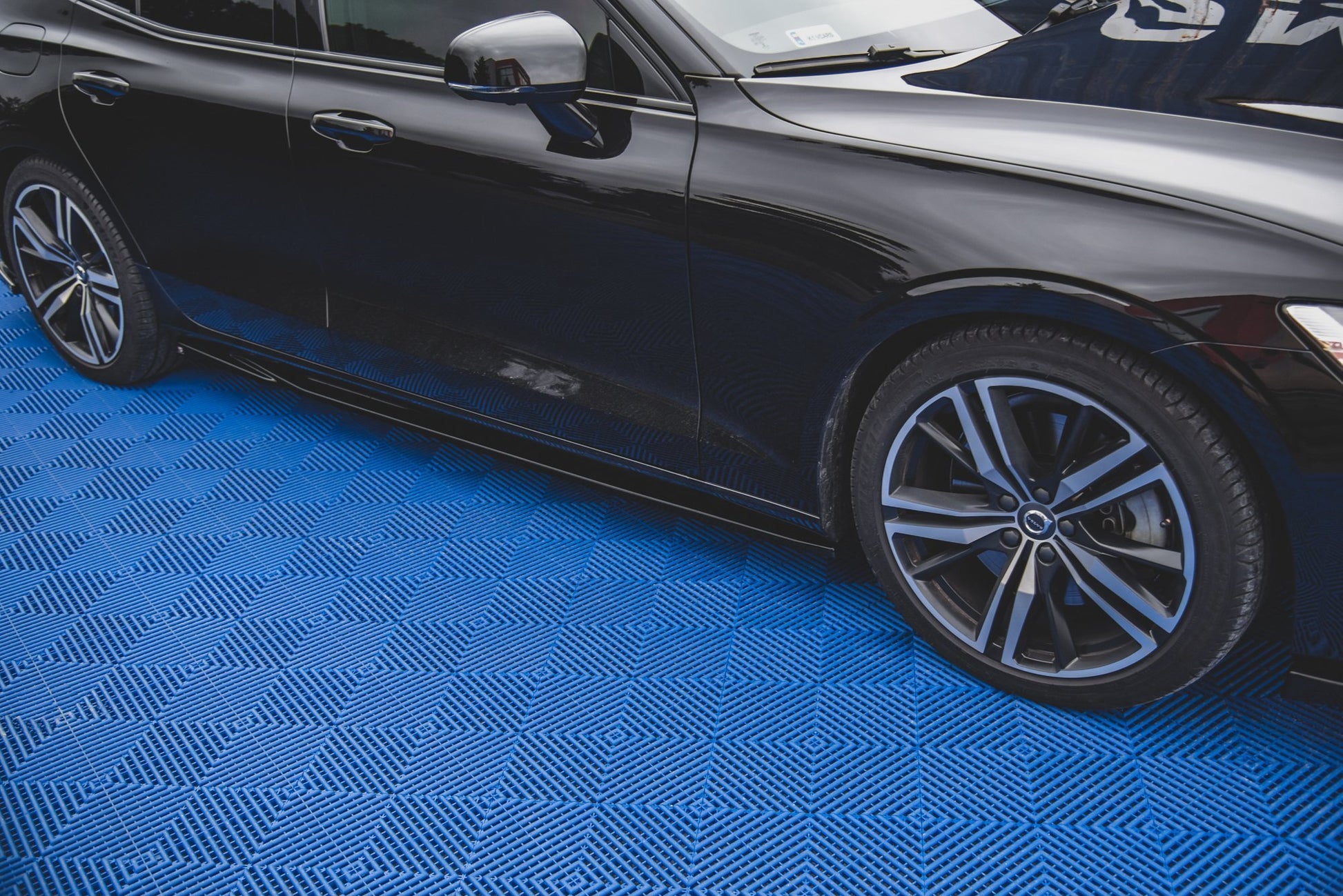 Seitenschweller Ansatz für V.1 für Volvo S60/V60 R-Design Mk3 schwarz matt