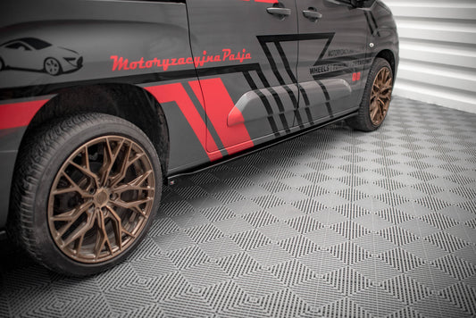 Seitenschweller Ansatz für Peugeot Partner Maxi Mk3 Carbon Look