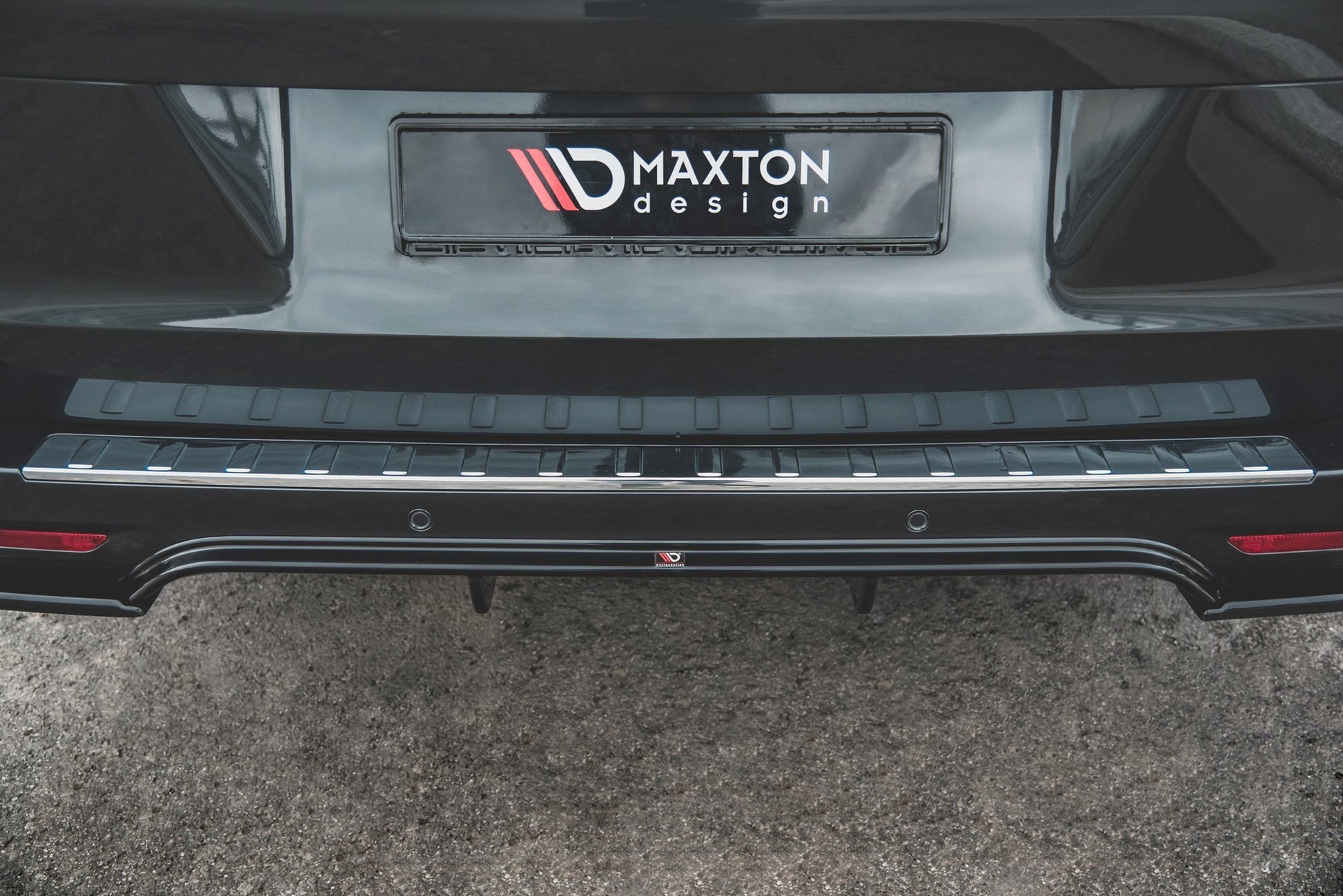 Diffusor Heck Ansatz für Mercedes-Benz V-Klasse AMG-Line W447 Facelift schwarz Hochglanz