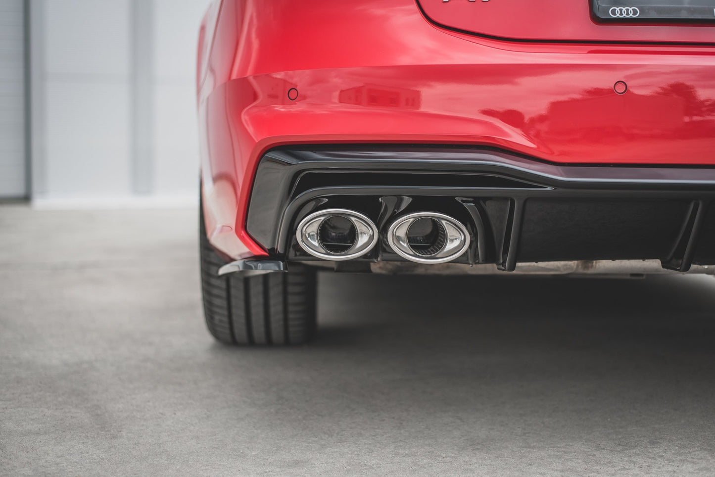 Diffusor Heck Ansatz für + Endschalldampfer Sportauspuff Attrappe Audi A7 C8 S-Line