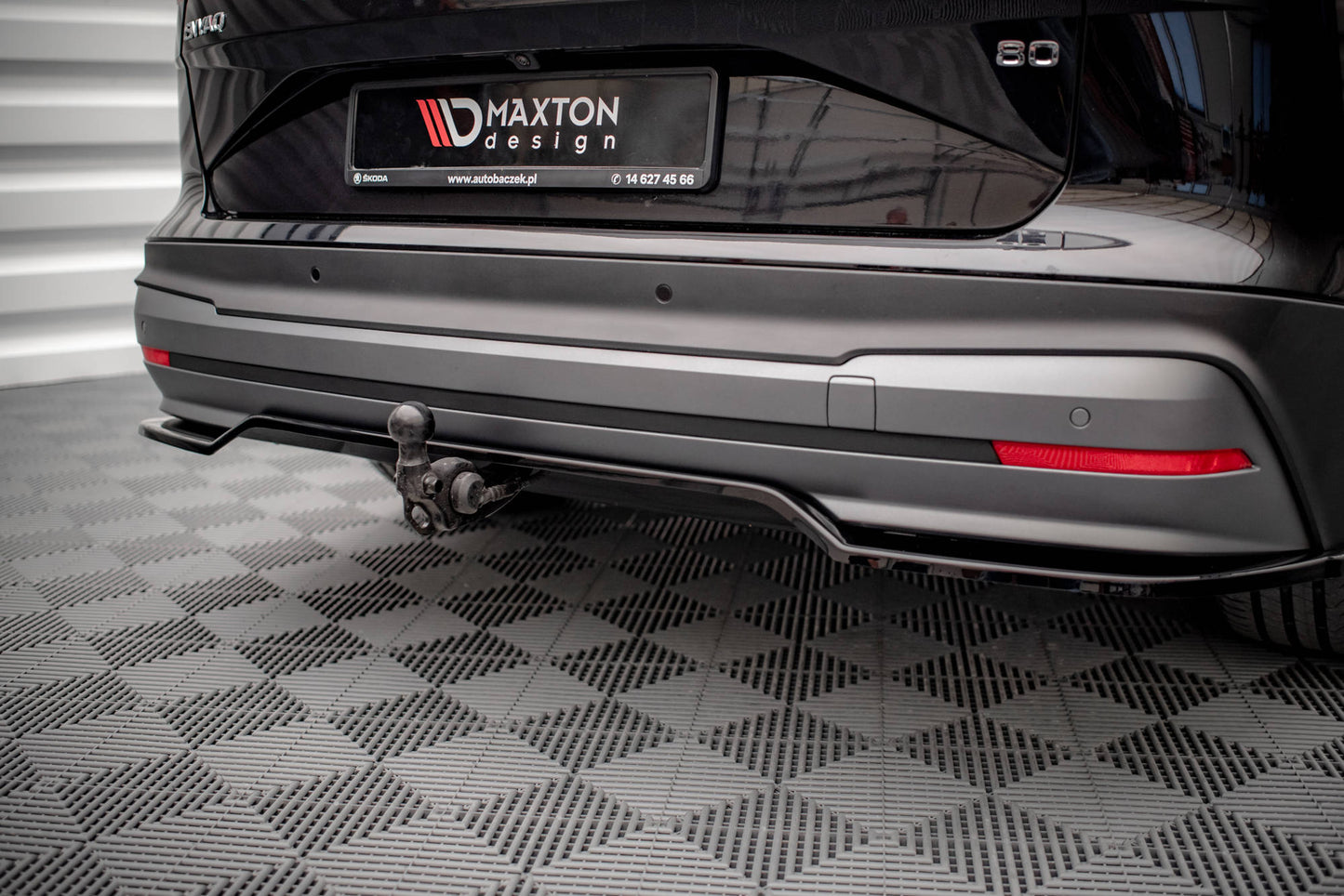 Mittlerer Diffusor Heck Ansatz DTM Look für Skoda Enyaq iV schwarz matt
