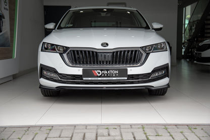 Front Ansatz V.2 für Skoda Octavia Mk4 Carbon Look