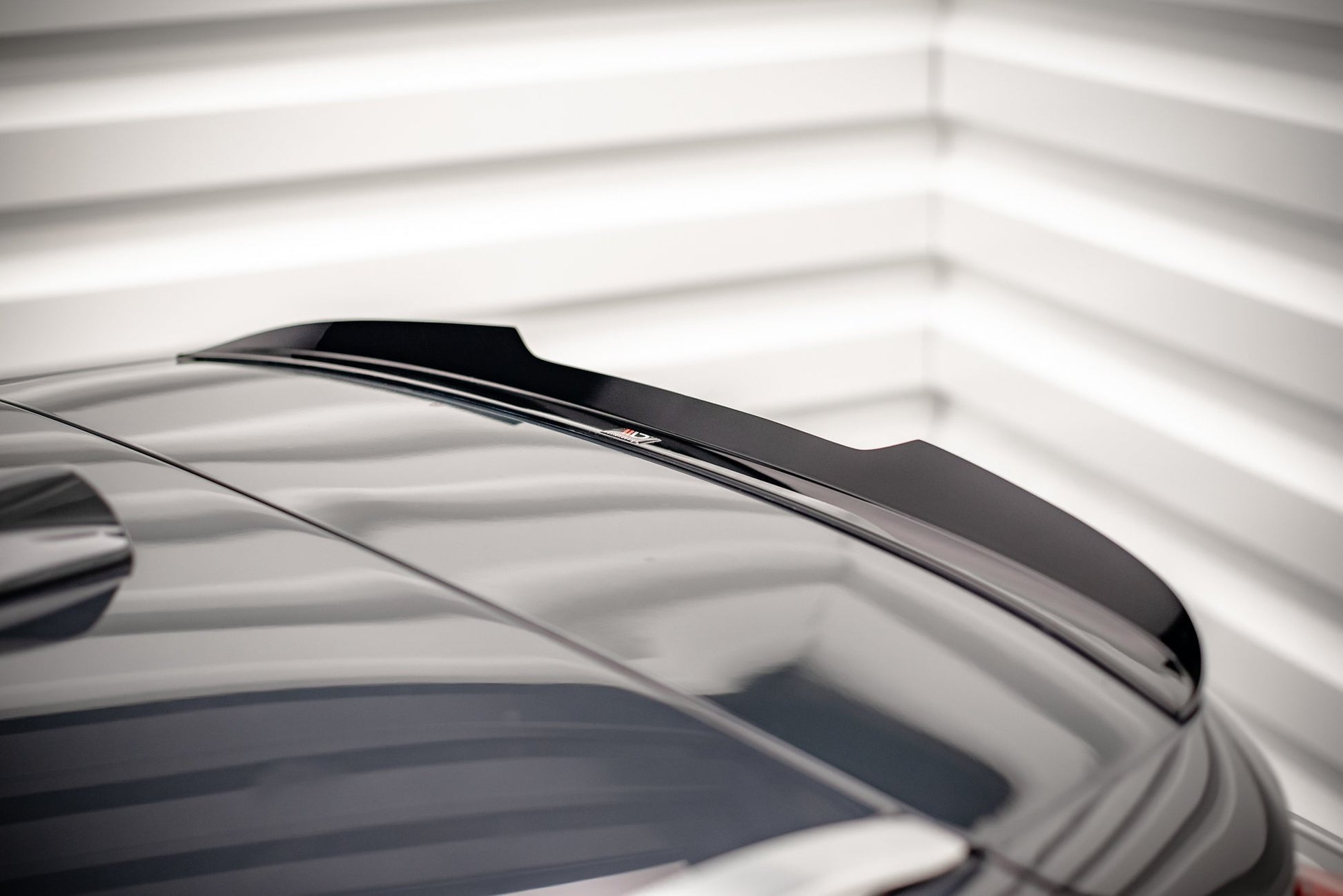 Spoiler CAP für Volvo V90 Mk2 schwarz matt
