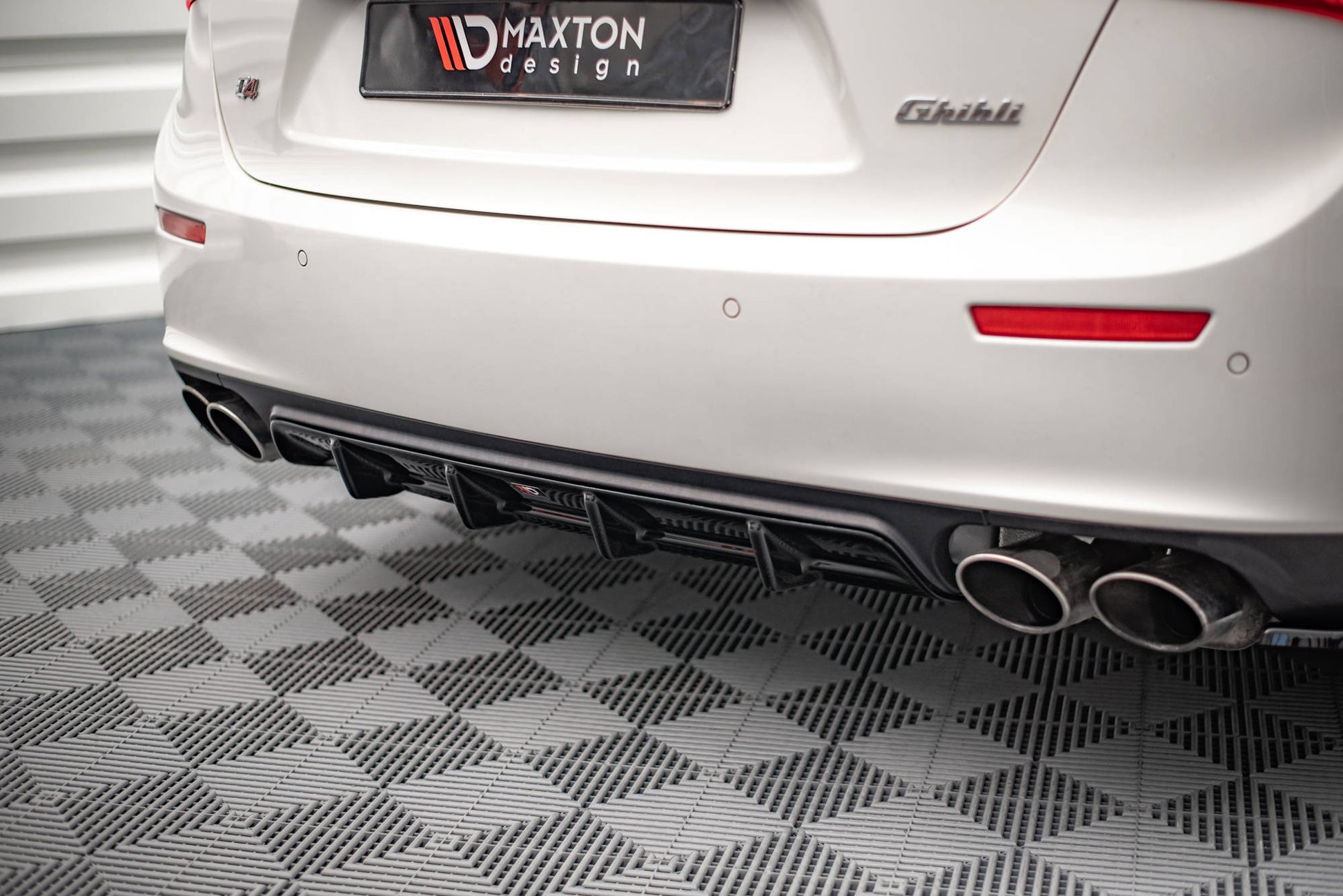 Diffusor Heck Ansatz für Maserati Ghibli Mk3 Carbon Look