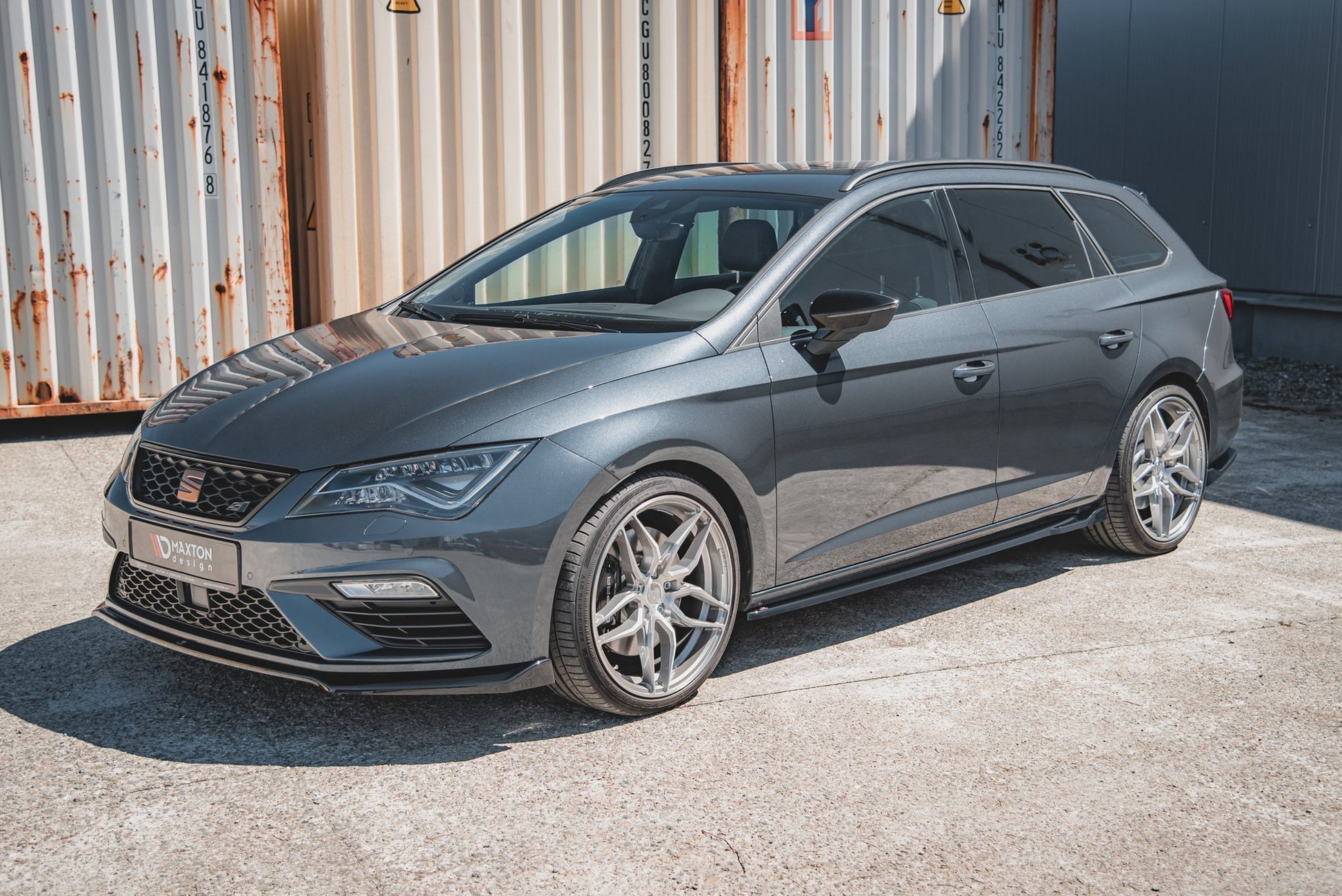 Seitenschweller Ansatz für V.4 Seat Leon Cupra / FR Mk3 FL schwarz matt