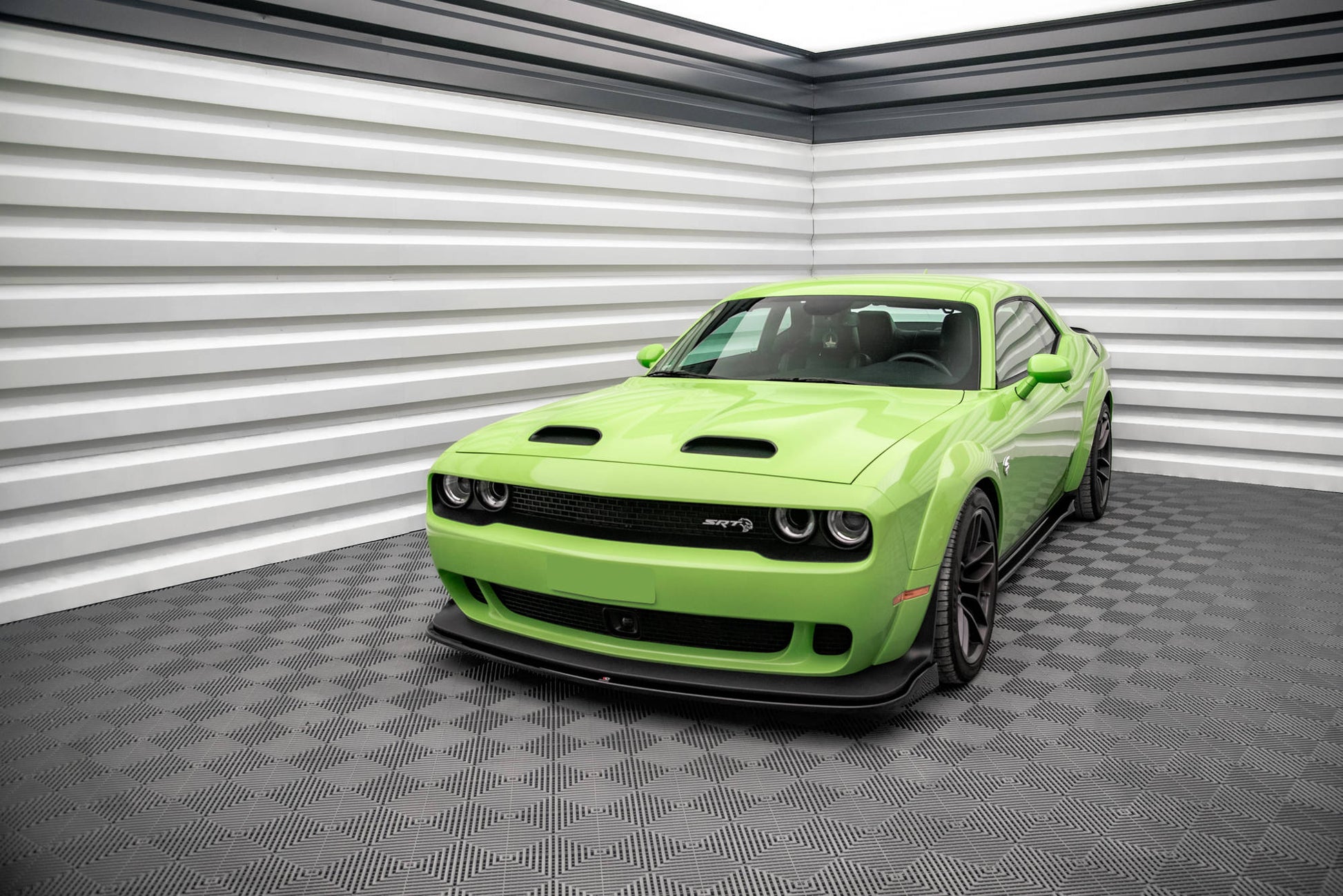 Front Ansatz für Dodge Challenger SRT Demon Mk3 schwarz Hochglanz