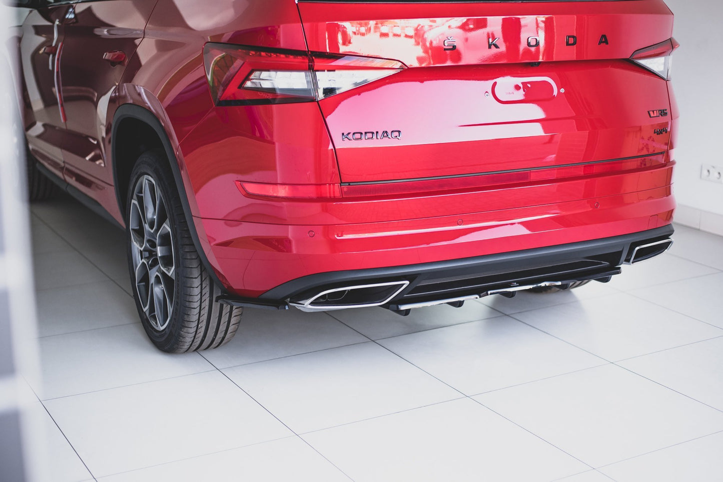 Heck Ansatz Flaps Diffusor für Skoda Kodiaq RS schwarz matt