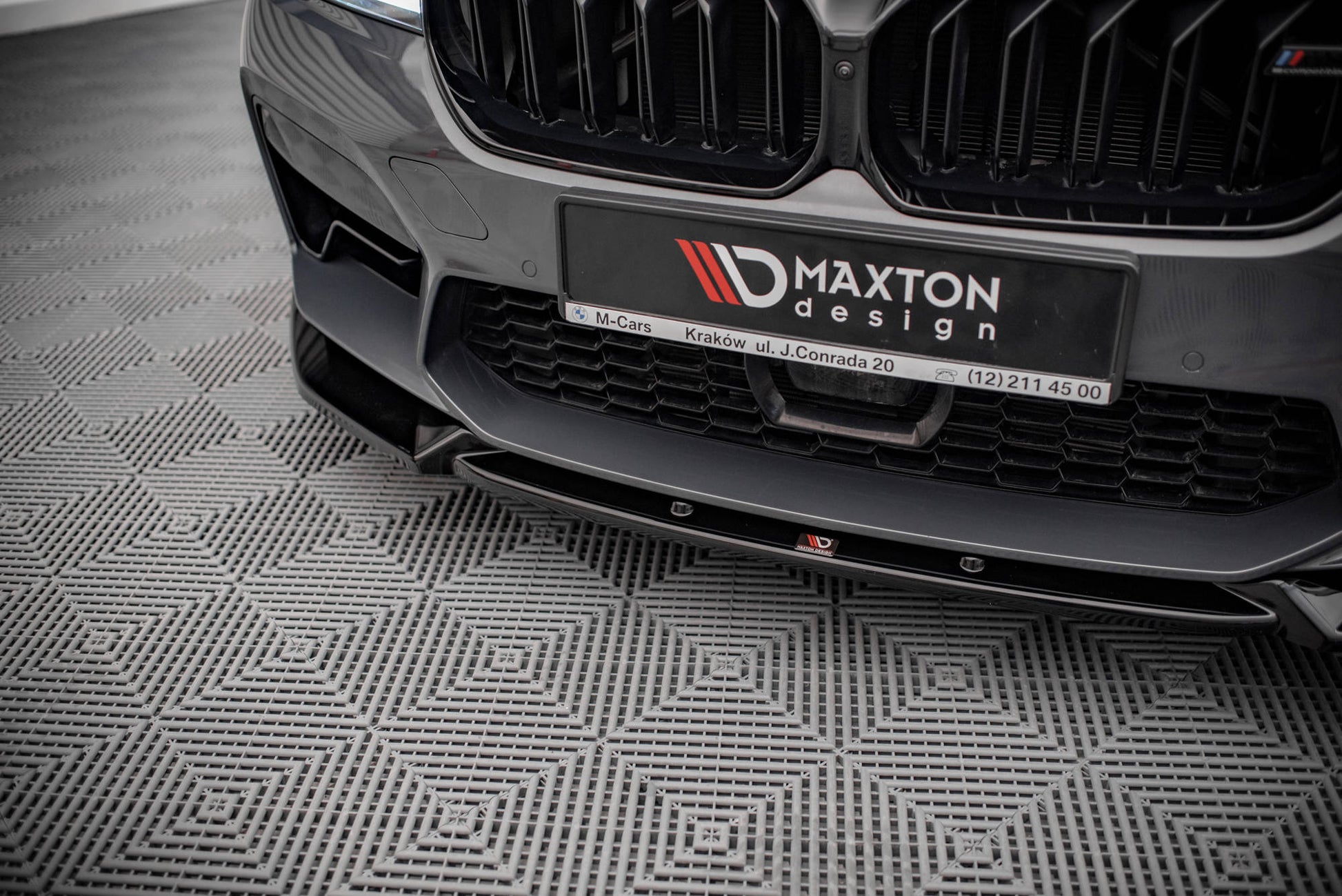 Front Ansatz V.1 für BMW M5 F90 Facelift schwarz Hochglanz