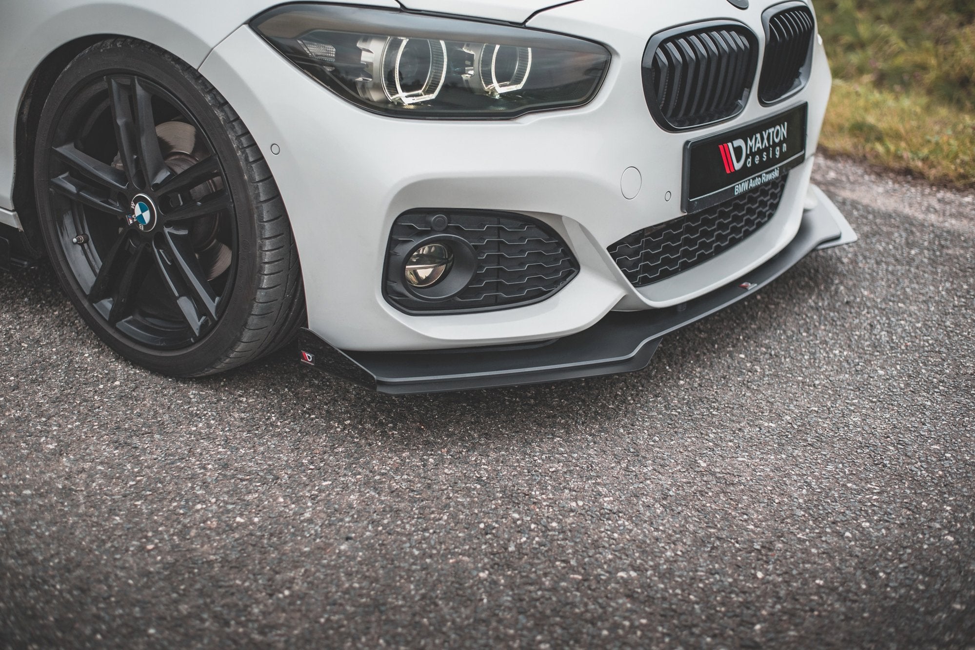 Robuste Racing Front Ansatz V.3 für passend +Flaps für BMW 1er F20 M-P –  Oldtimer Thimm