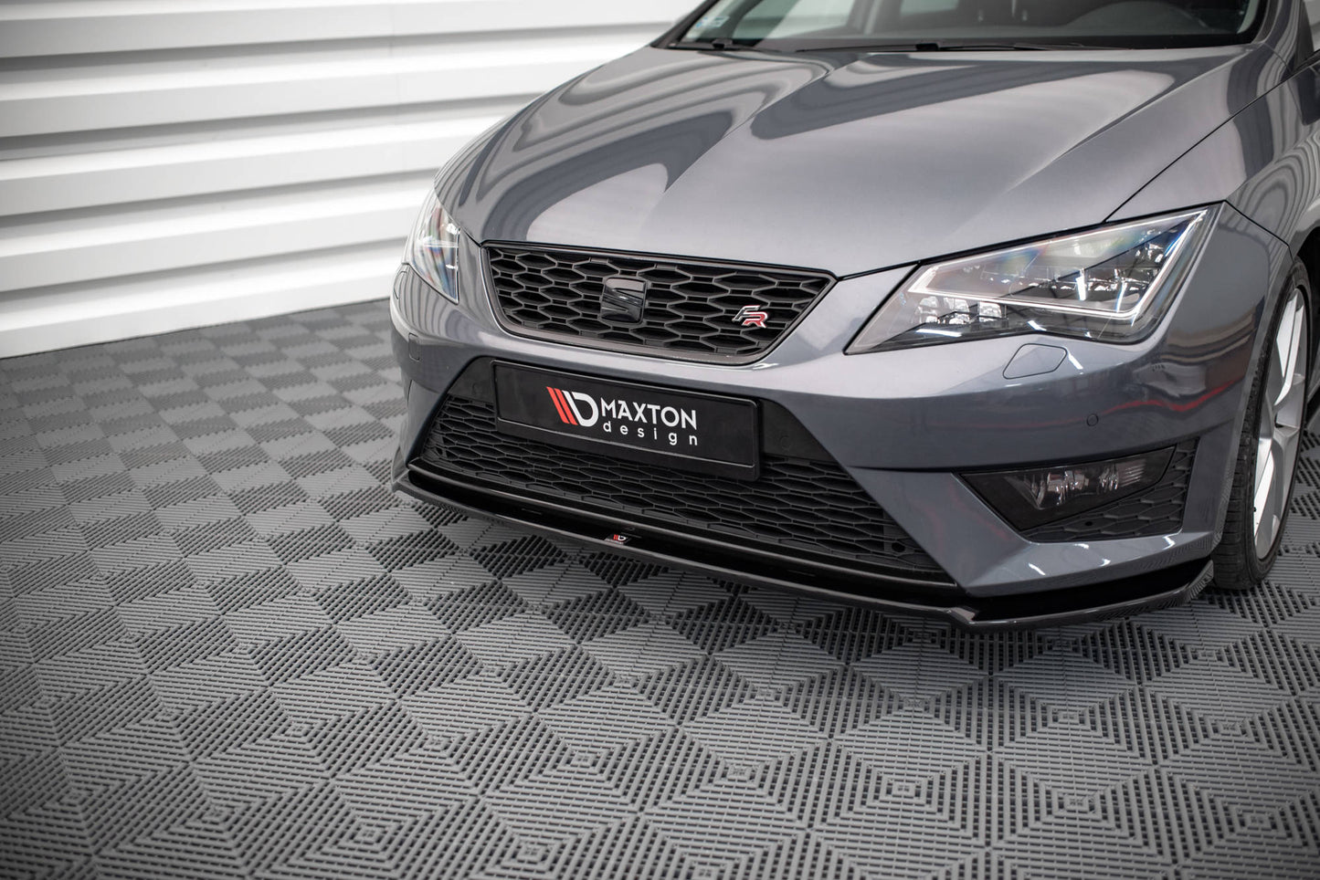 Front Ansatz V.2 für Seat Leon FR / Cupra Mk3 schwarz matt
