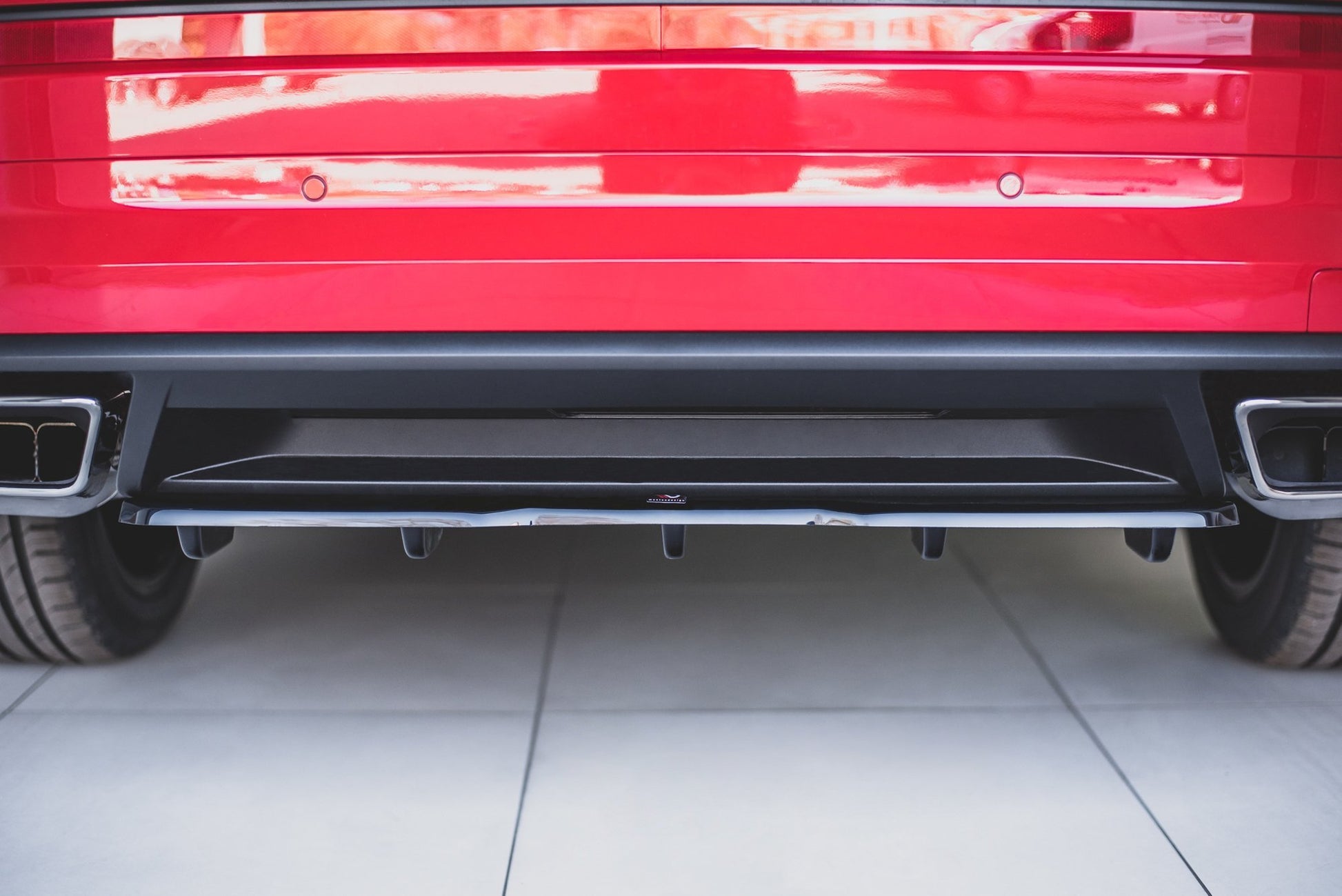 Mittlerer Diffusor Heck Ansatz DTM Look für Skoda Kodiaq RS Carbon Look