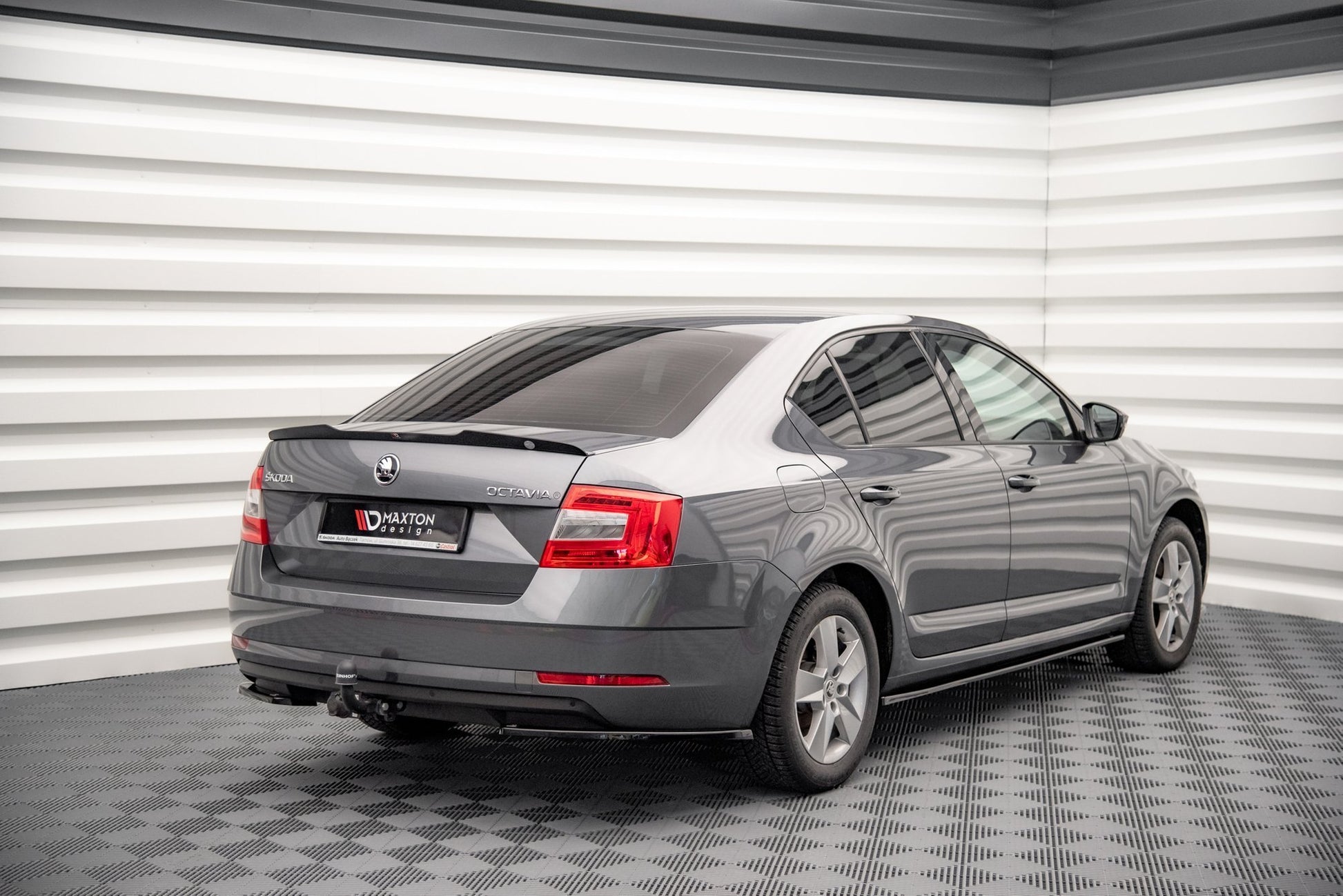 Seitenschweller Ansatz für Skoda Octavia Mk3 Facelift schwarz Hochglanz