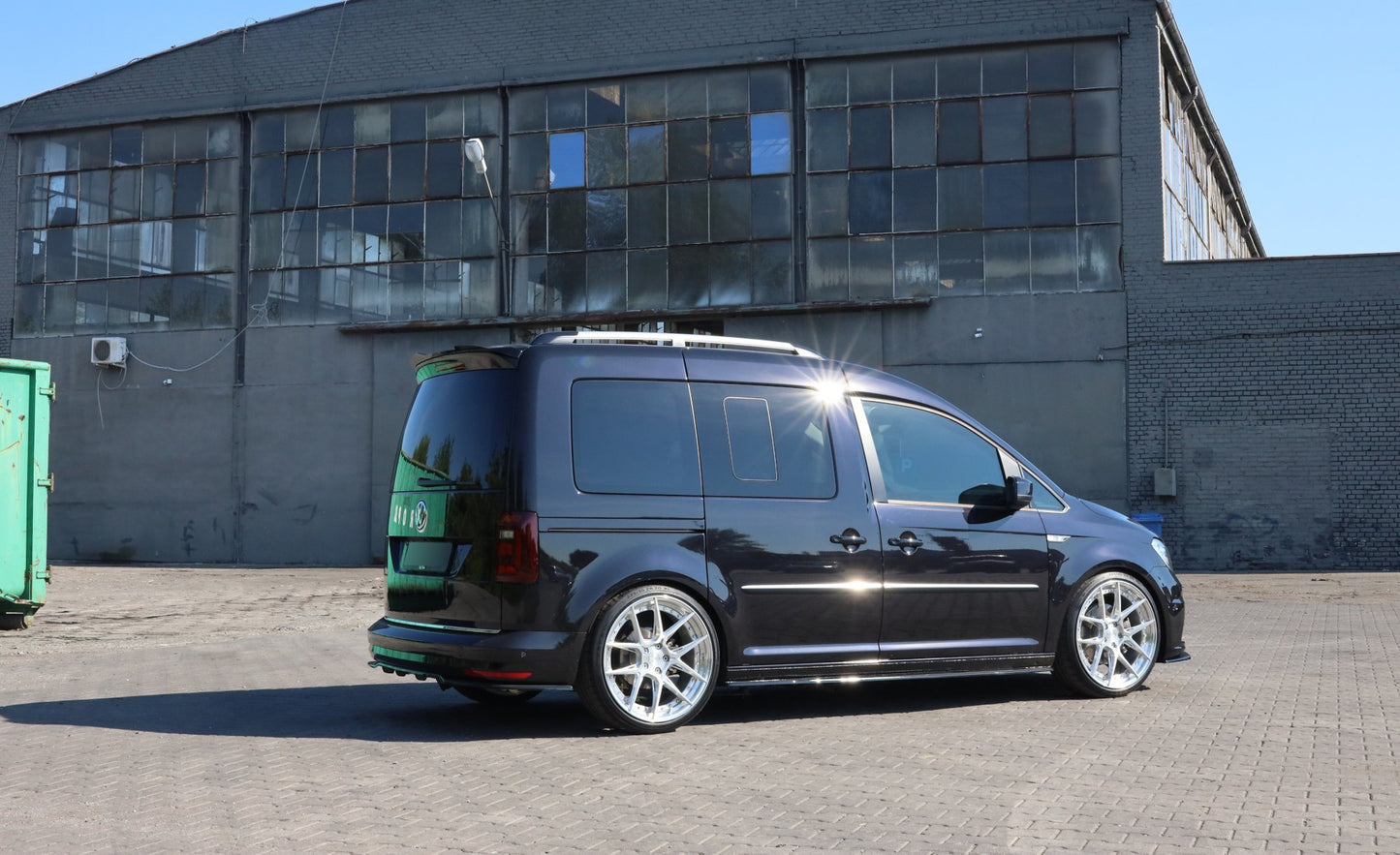 Seitenschweller Ansatz für Volkswagen Caddy Mk. 4 Carbon Look