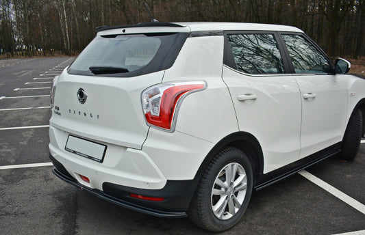 Spoiler CAP für SSANGYONG TIVOLI Carbon Look