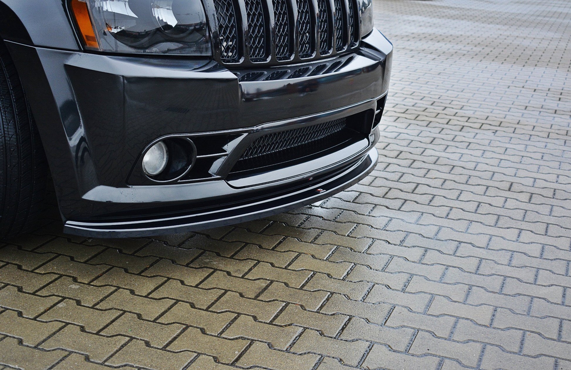 Front Ansatz V.1 für JEEP GRAND CHEROKEE WK STR8 Carbon Look