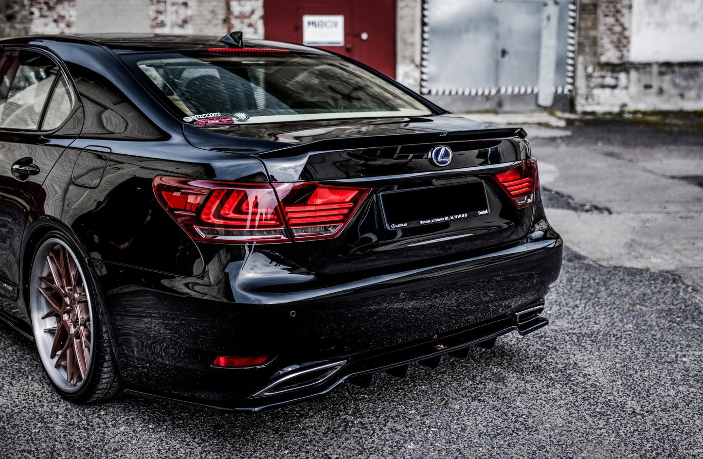 Spoiler CAP für Lexus LS Mk4 Facelift Carbon Look