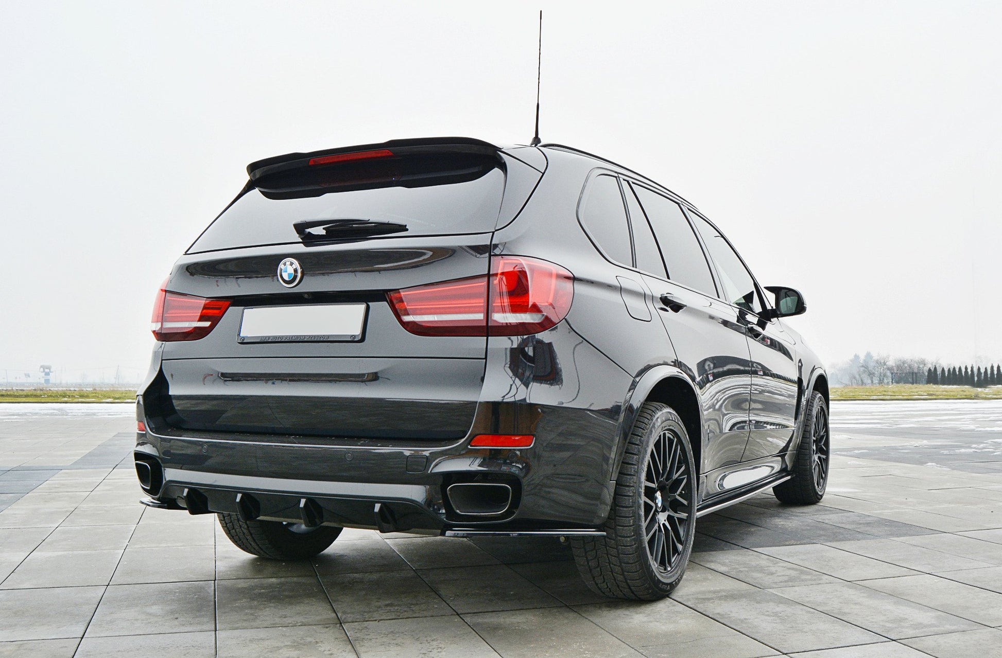 Spoiler CAP für BMW X5 F15 M Paket schwarz Hochglanz