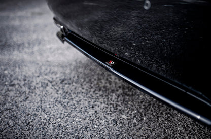 Mittlerer Diffusor Heck Ansatz für Lexus LS Mk4 Facelift schwarz Hochglanz