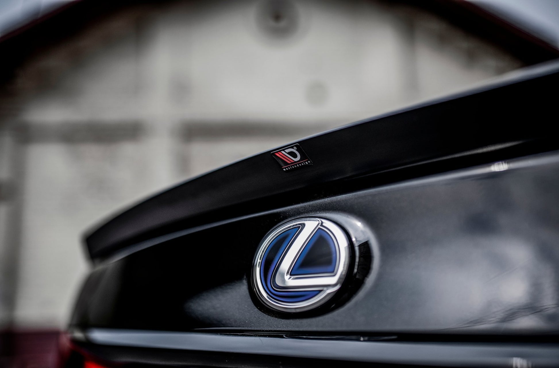 Spoiler CAP für Lexus LS Mk4 Facelift schwarz Hochglanz
