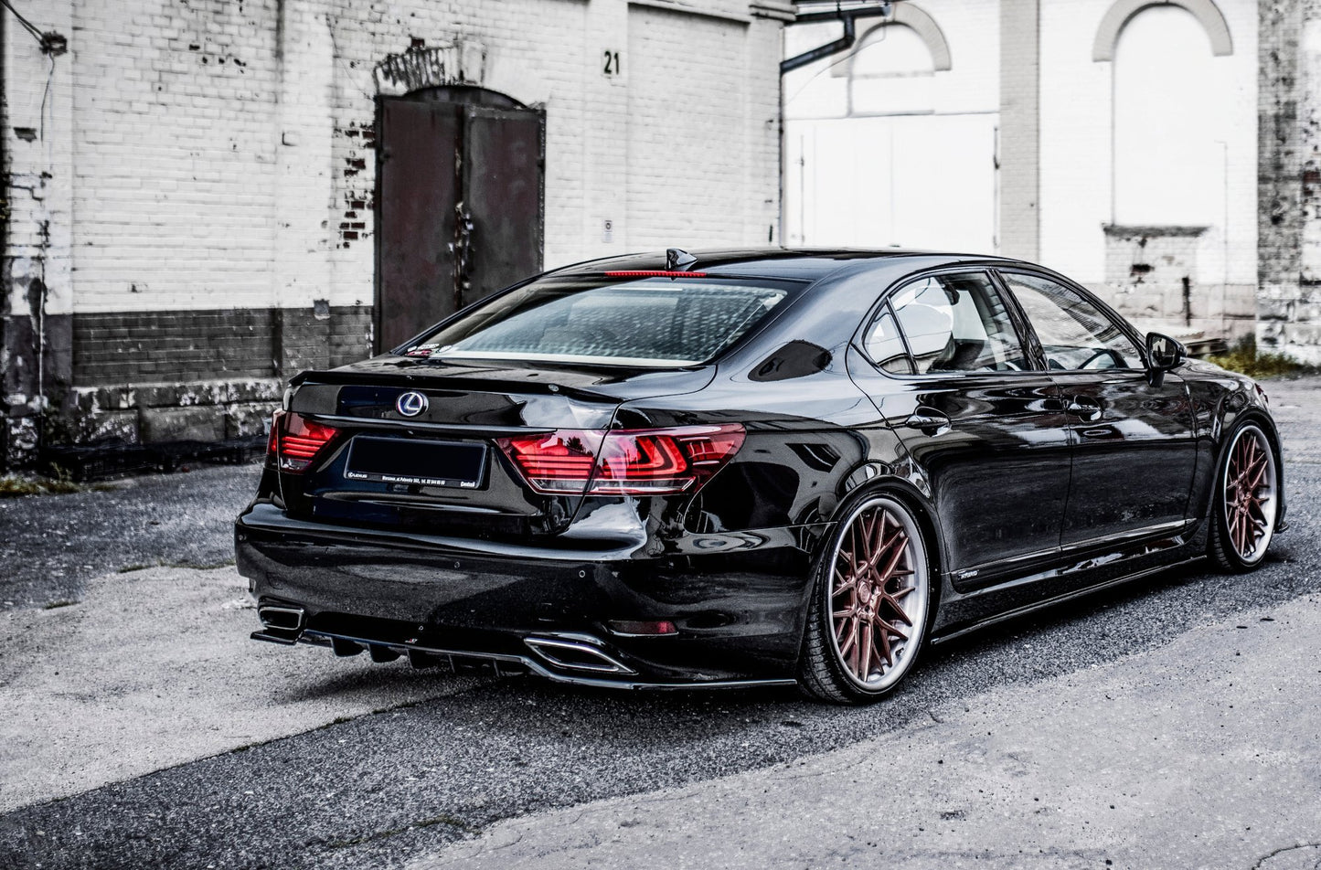 Mittlerer Diffusor Heck Ansatz DTM Look für Lexus LS Mk4 Facelift schwarz matt