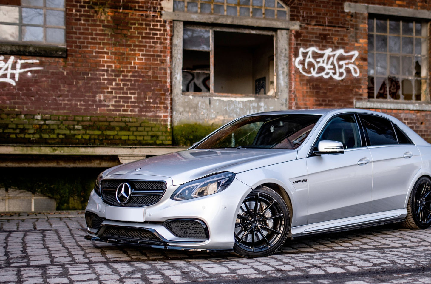 Seitenschweller Ansatz für Mercedes-Benz E63 AMG / AMG-Line Limousine W212 Facelift schwarz matt