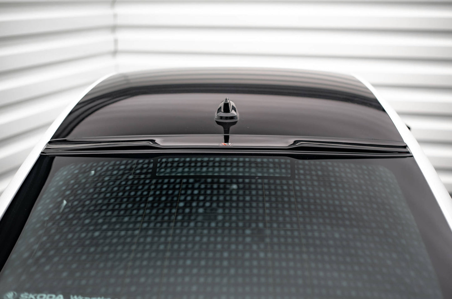 Heckscheiben Spoiler für Skoda Octavia Liftback Mk4 schwarz matt