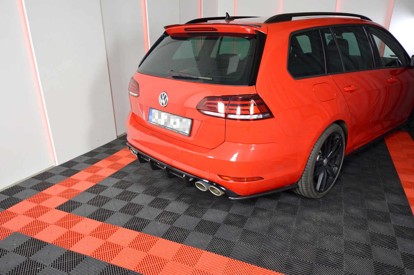 Diffusor Heck Ansatz für VW GOLF 7 R VARIANT FACELIFT  schwarz matt