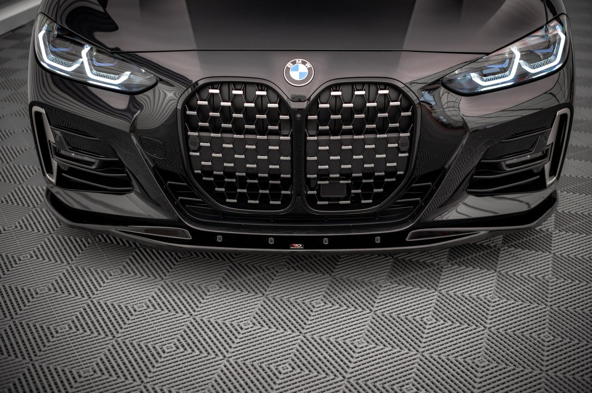 Front Ansatz V.1 für BMW 4er M-Paket G22 schwarz Hochglanz