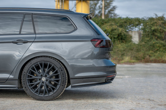 Heck Ansatz Flaps Diffusor für Volkswagen Passat R-Line B8 Carbon Look