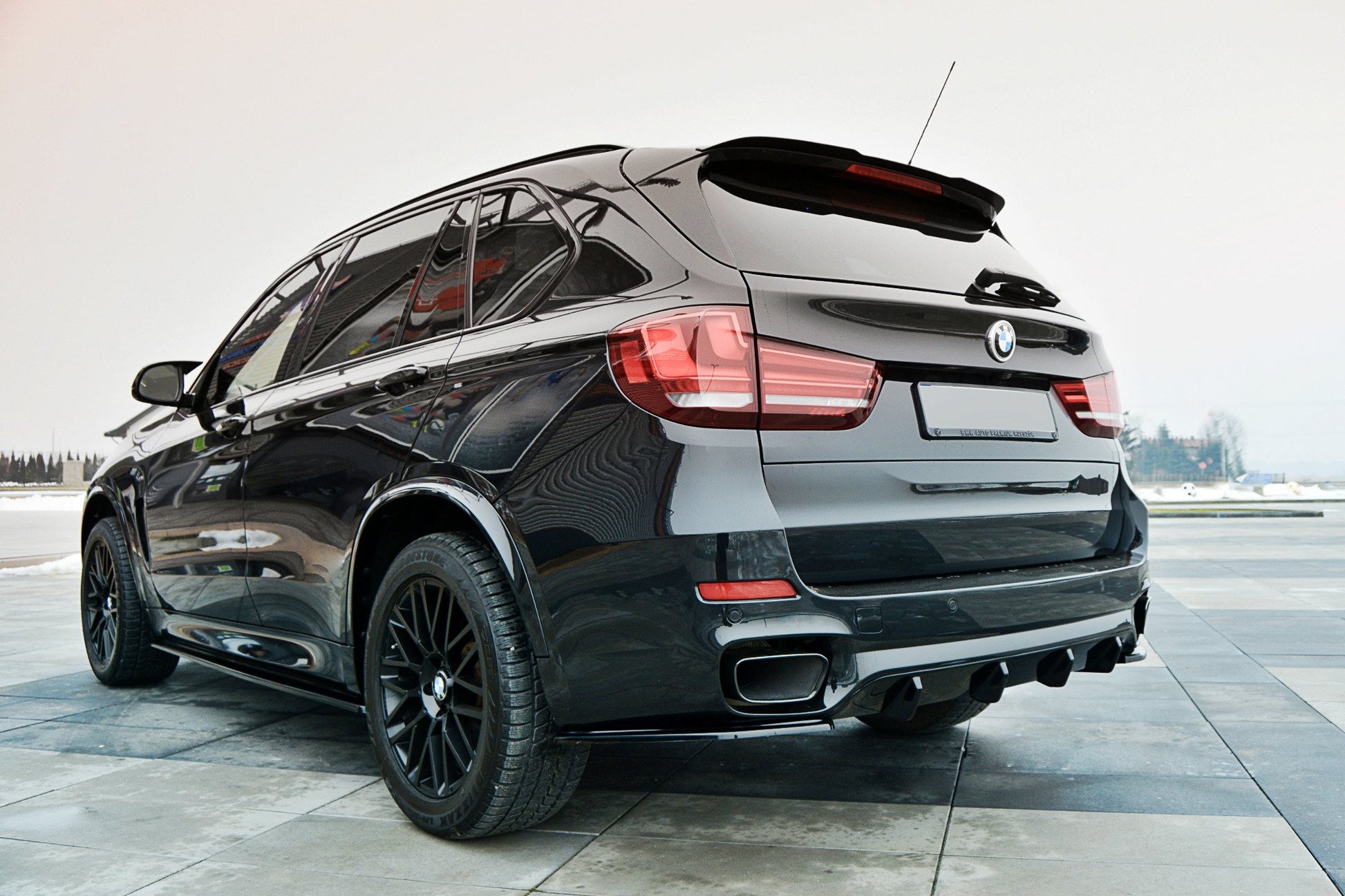 Diffusor Heck Ansatz für BMW X5 F15 M Paket schwarz Hochglanz