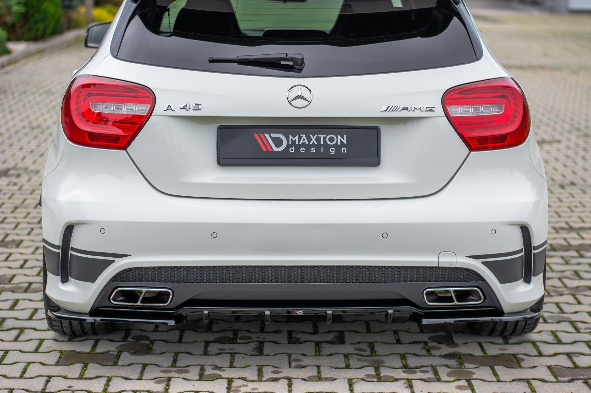 Heck Ansatz Flaps Diffusor für Mercedes A45 AMG W176 Carbon Look