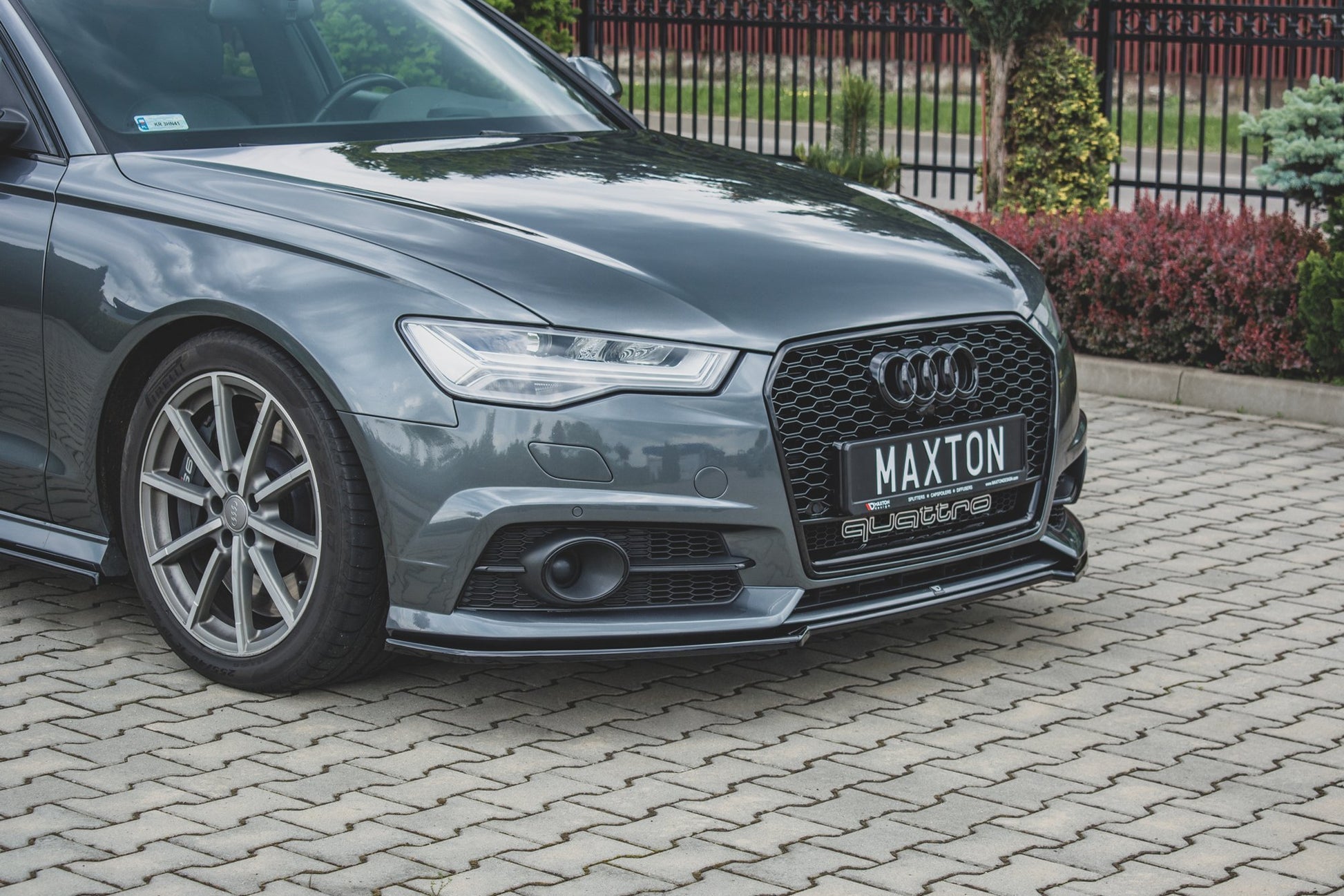 Front Ansatz für Audi S6 / A6 S-Line C7 FL  schwarz Hochglanz
