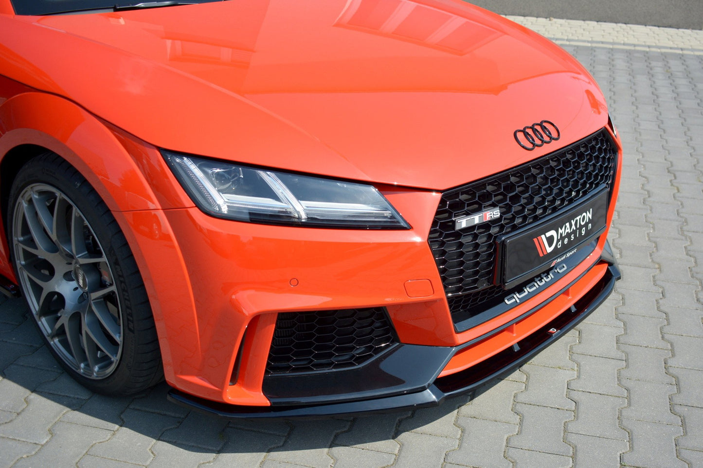 Front Ansatz V.2 für Audi TT RS 8S schwarz matt