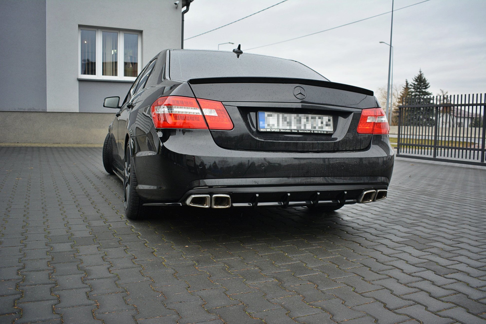 Diffusor Heck Ansatz für Mercedes E63 AMG W212  schwarz matt