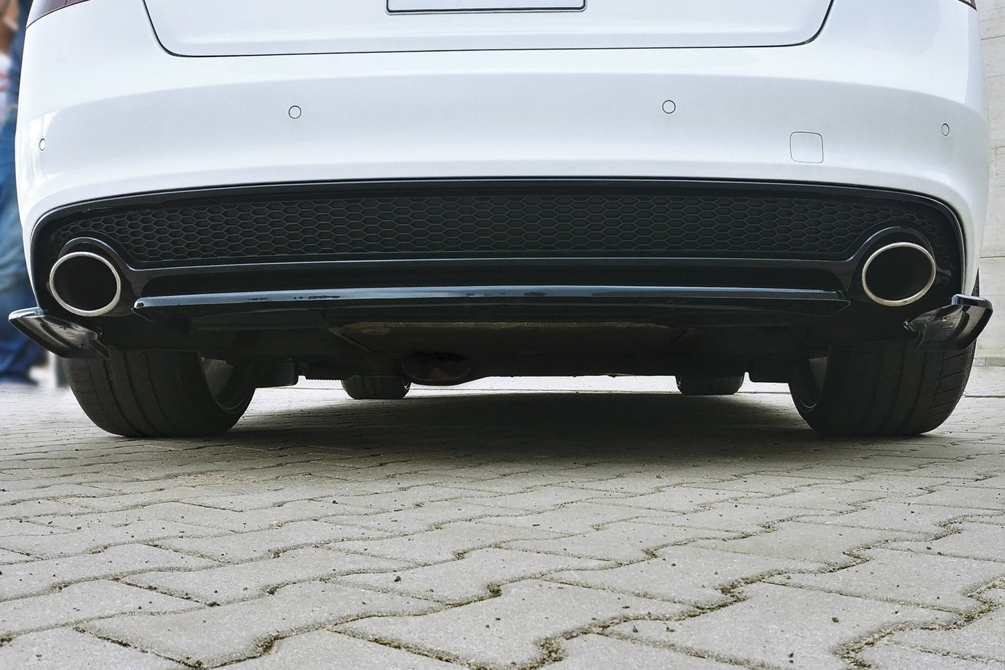 Mittlerer Diffusor Heck Ansatz für Audi A5 S-Line 8T FL Coupe / Sportback  schwarz matt