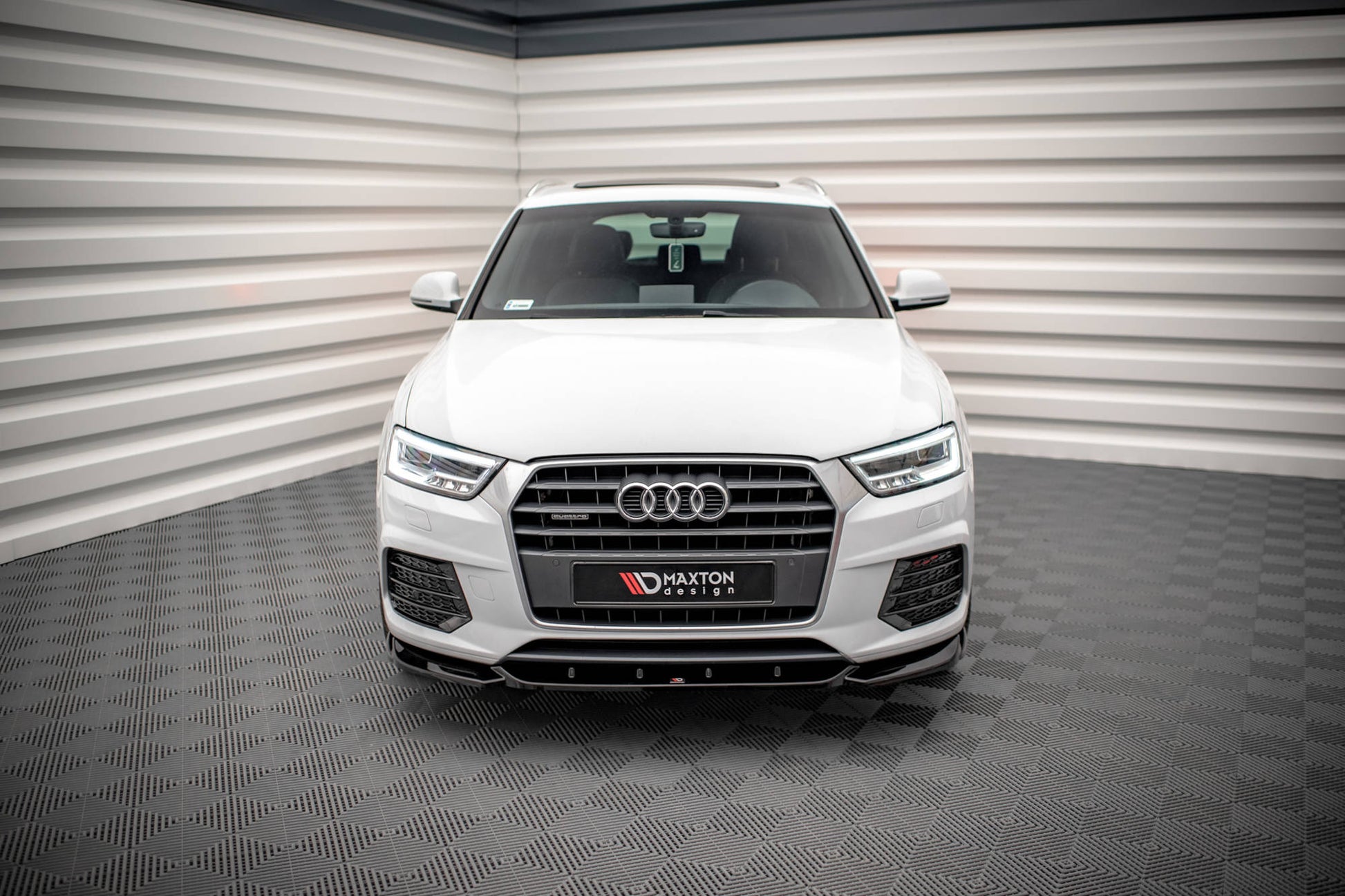 Front Ansatz V.1 für Audi Q3 8U Facelift Carbon Look