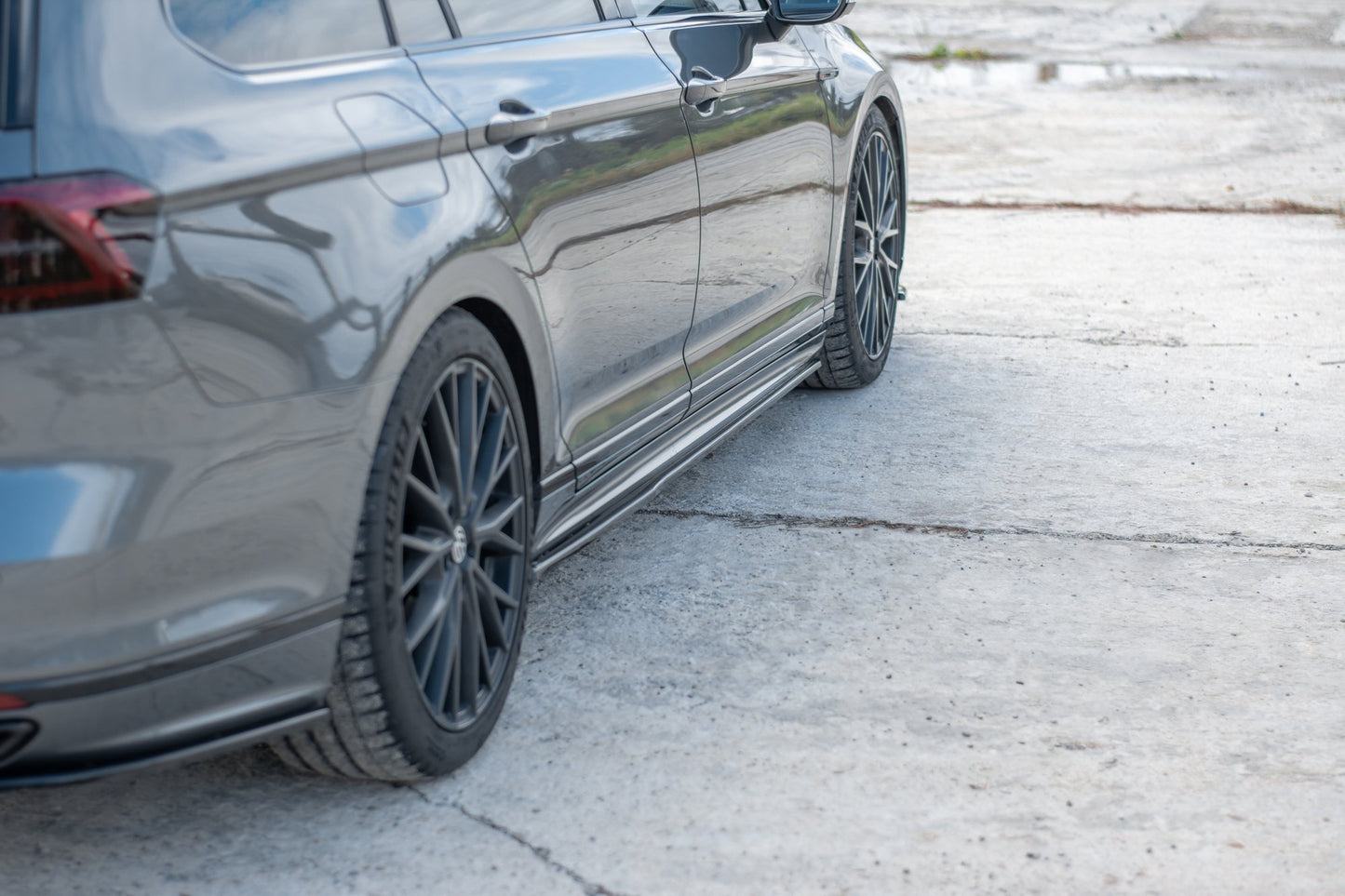Seitenschweller Ansatz für Volkswagen Passat R-Line B8 schwarz matt