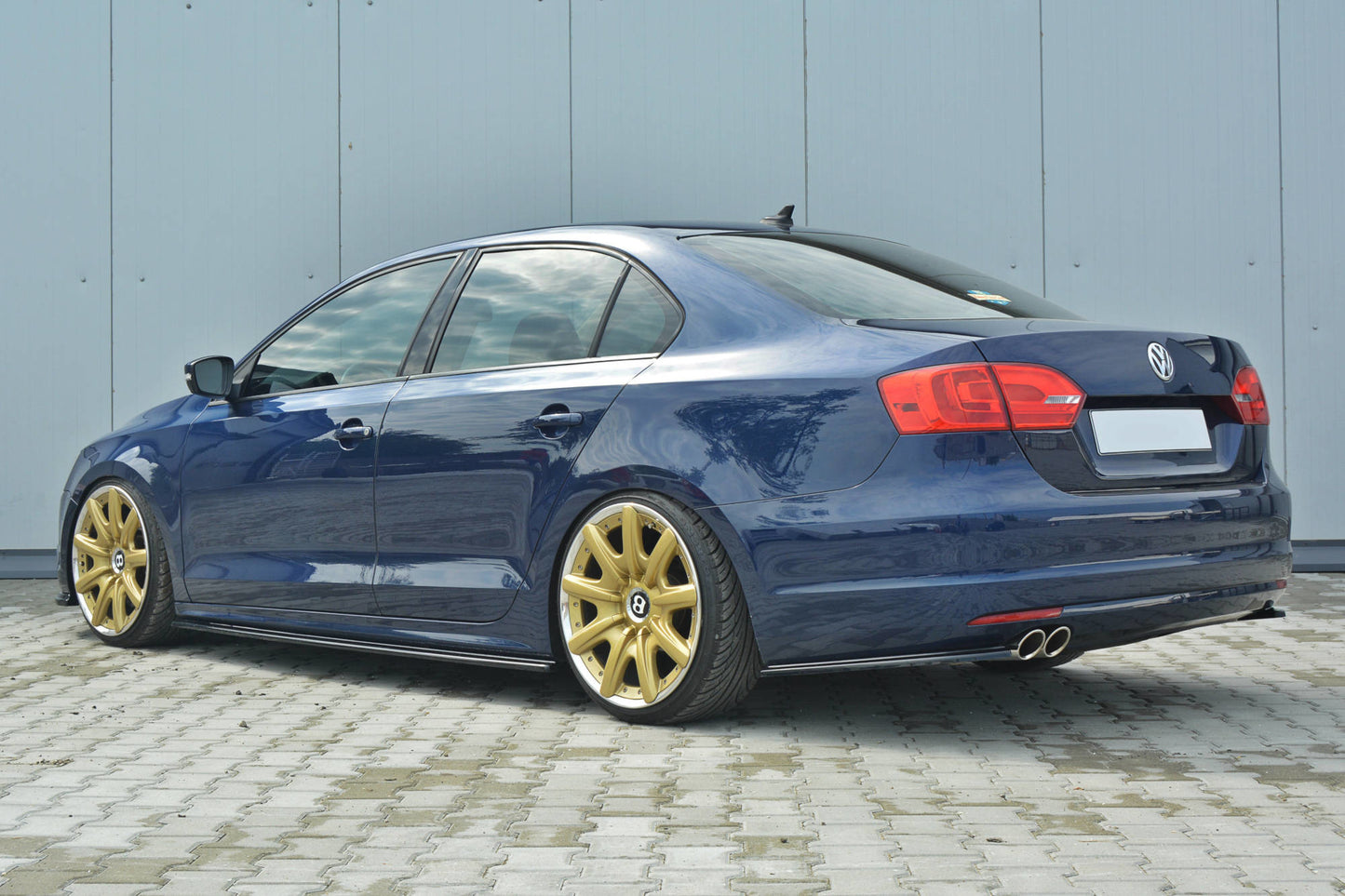 Heck Ansatz Flaps Diffusor für VOLKSWAGEN JETTA MK6 SEDAN vor Facelift Carbon Look